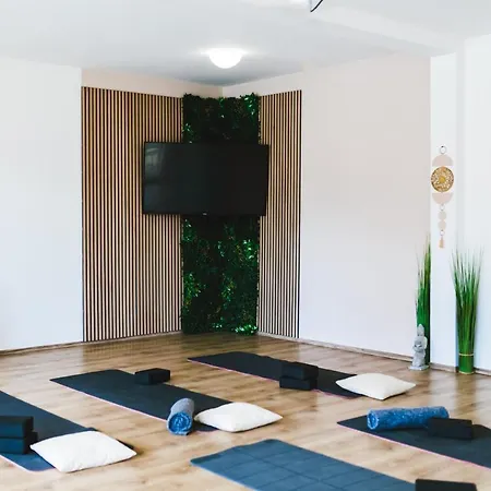 Vsg - 200m From Beach, Pool, Sauna & Jacuzzi