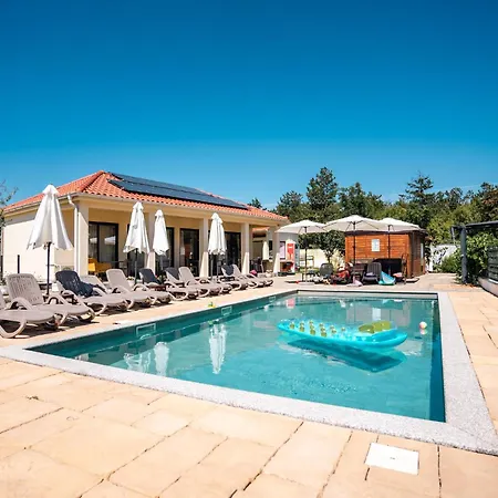 Apartmán Vsg - 200m From Beach, Pool, Sauna & Jacuzzi *