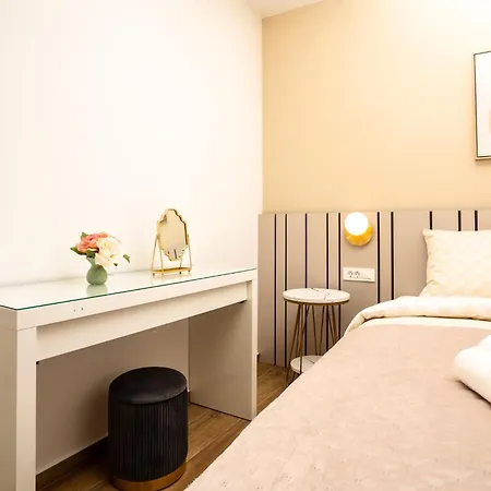 Apartamento Vsg Resort - Apartments 200M From Beach, Pool, Sauna & Jacuzzi *