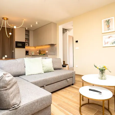 Vsg - 200m From Beach, Pool, Sauna & Jacuzzi * Klimno