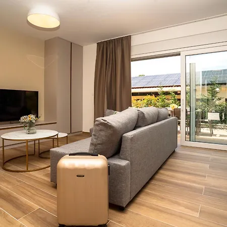 Vsg Resort - Apartments 200M From Beach, Pool, Sauna & Jacuzzi *