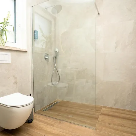 Vsg - 200m From Beach, Pool, Sauna & Jacuzzi Apartmán *