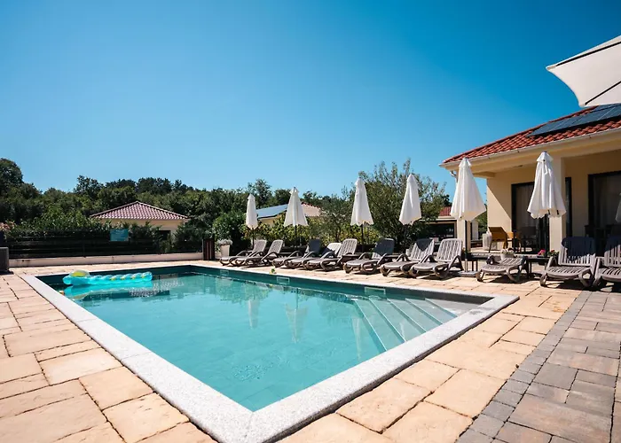 Apartman Vsg - 200m From Beach, Pool, Sauna & Jacuzzi Klimno