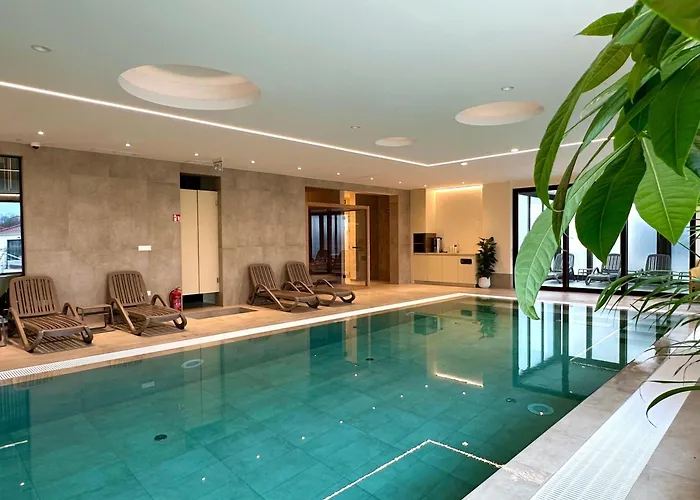 Vsg - 200m From Beach, Pool, Sauna & Jacuzzi Apartman