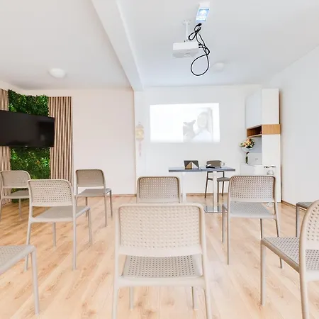 Vsg - Relaxing Apartments, 200m From The Sea, With Pool, Sauna & Jacuzzi *