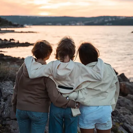 Apartament Vsg - 200m From Beach, Pool, Sauna & Jacuzzi Klimno