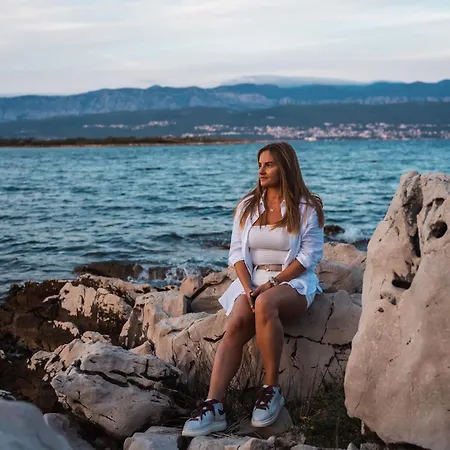 Apartament Vsg - 200m From Beach, Pool, Sauna & Jacuzzi Klimno