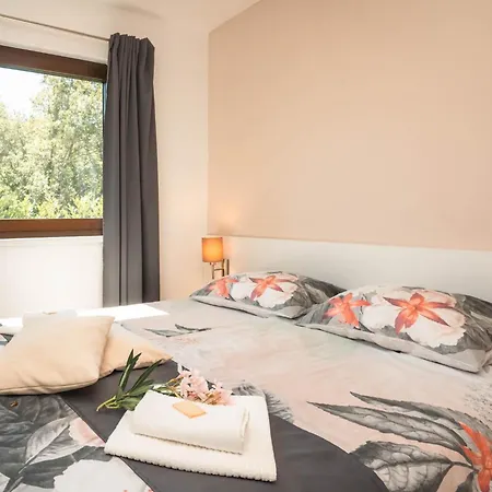 Vsg - Relaxing Apartments, 200m From The Sea, With Pool, Sauna & Jacuzzi * Klimno