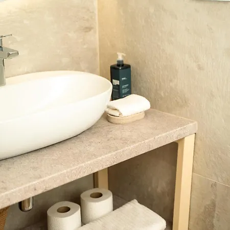 Vsg Resort - Apartments 200M From Beach, Pool, Sauna & Jacuzzi Klimno