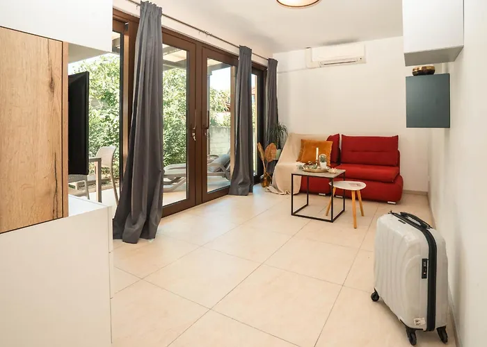 Vsg - 200m From Beach, Pool, Sauna & Jacuzzi Apartman Klimno