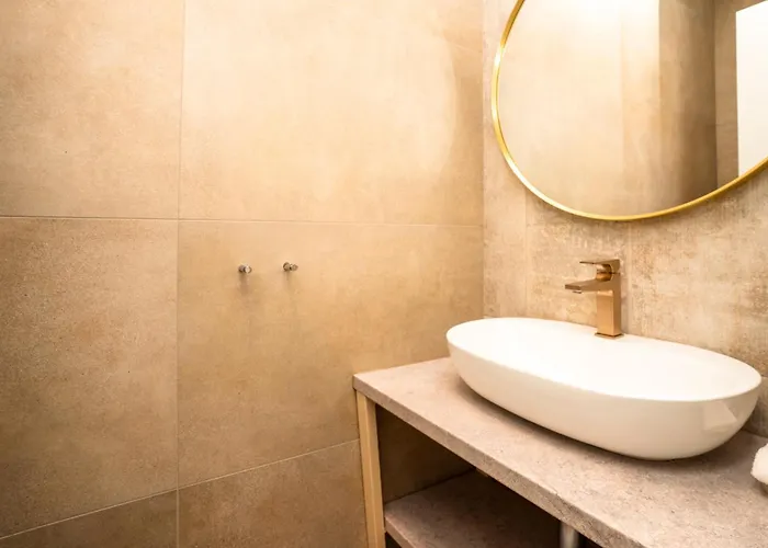 Vsg - 200m From Beach, Pool, Sauna & Jacuzzi Apartman *
