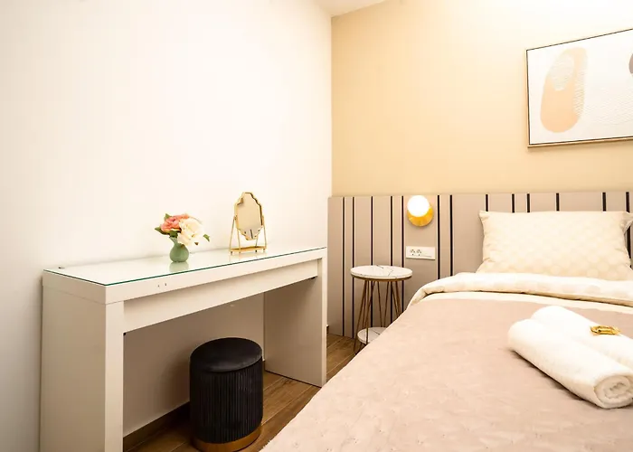 Apartman Vsg - 200m From Beach, Pool, Sauna & Jacuzzi *