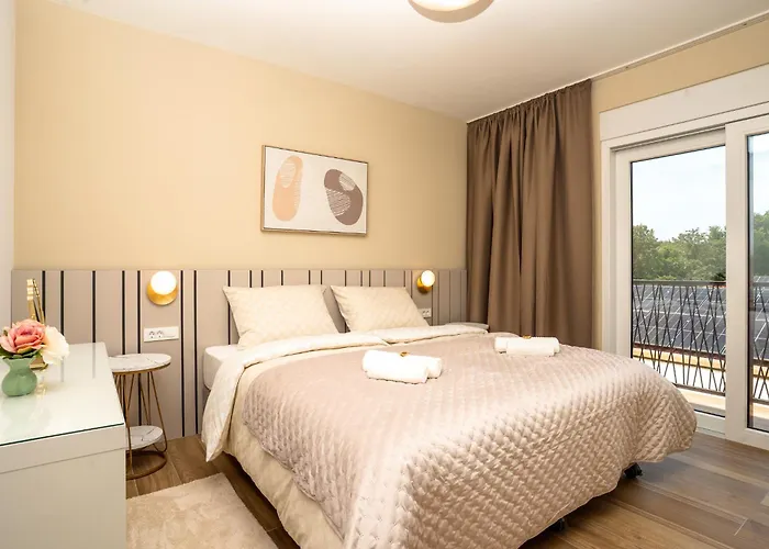 Vsg - 200m From Beach, Pool, Sauna & Jacuzzi Klimno
