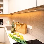 Apartment Vsg - 200m From Beach, Pool, Sauna & Jacuzzi Klimno