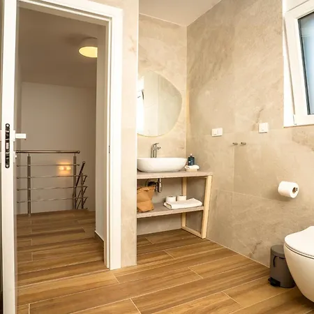 Vsg - 200m From Beach, Pool, Sauna & Jacuzzi Apartament