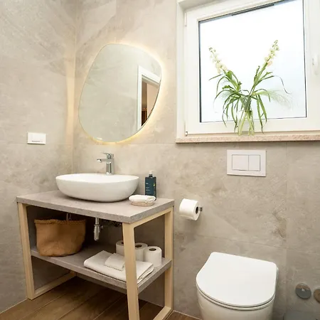 Apartament Vsg - 200m From Beach, Pool, Sauna & Jacuzzi *