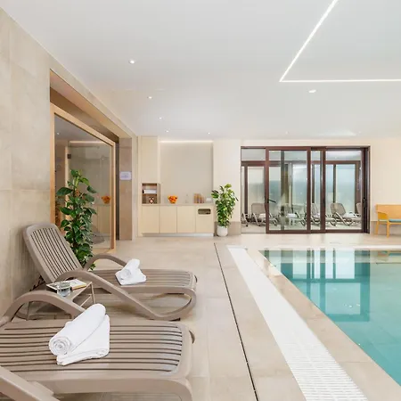 Apartment Vsg - 200m From Beach, Pool, Sauna & Jacuzzi