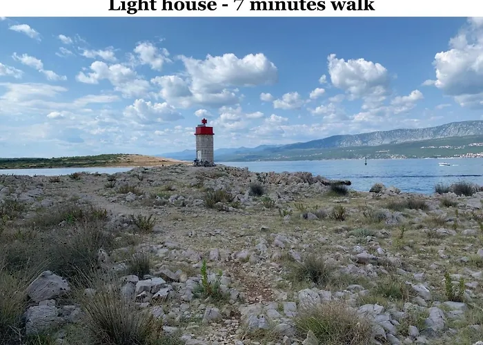 Vsg - 200m From Beach, Pool, Sauna & Jacuzzi 아파트