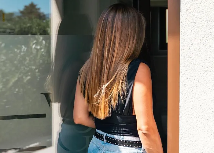 Vsg - 200m From Beach, Pool, Sauna & Jacuzzi *