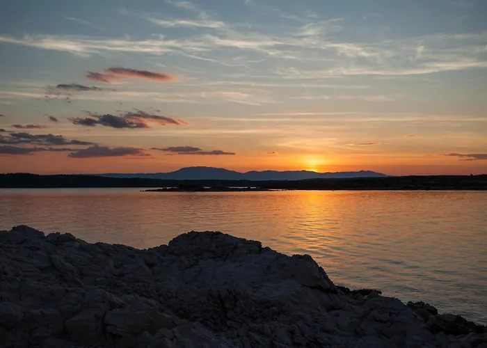 아파트 Vsg - 200m From Beach, Pool, Sauna & Jacuzzi