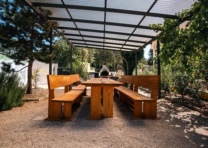 Vsg - 200m From Beach, Pool, Sauna & Jacuzzi *