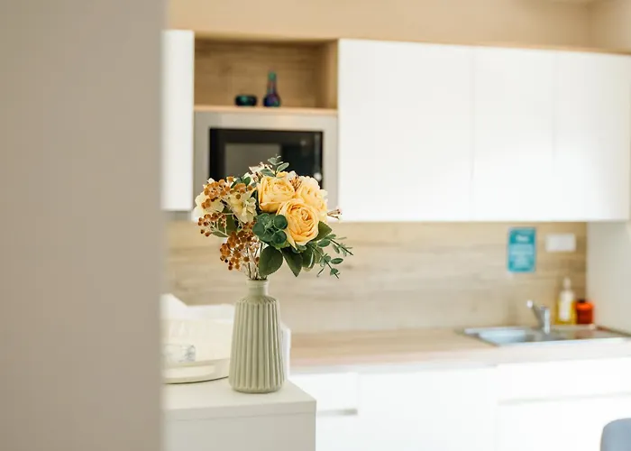 Vsg - 200m From Beach, Pool, Sauna & Jacuzzi 아파트