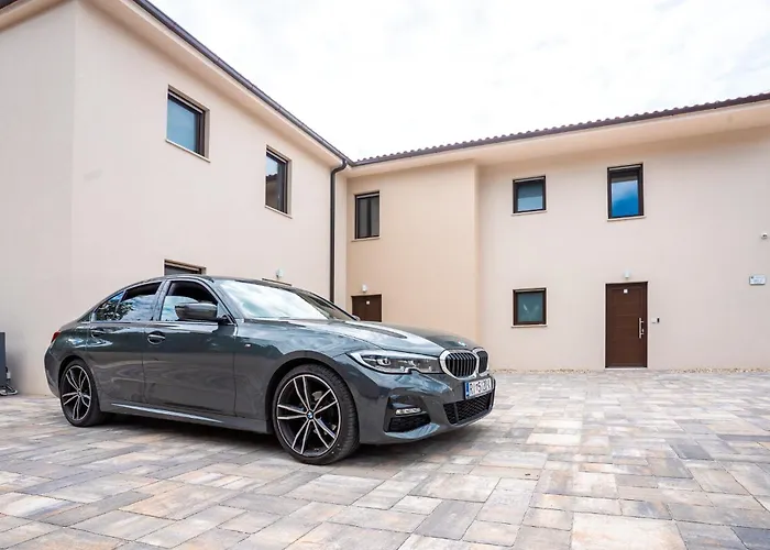 Vsg - 200m From Beach, Pool, Sauna & Jacuzzi 아파트